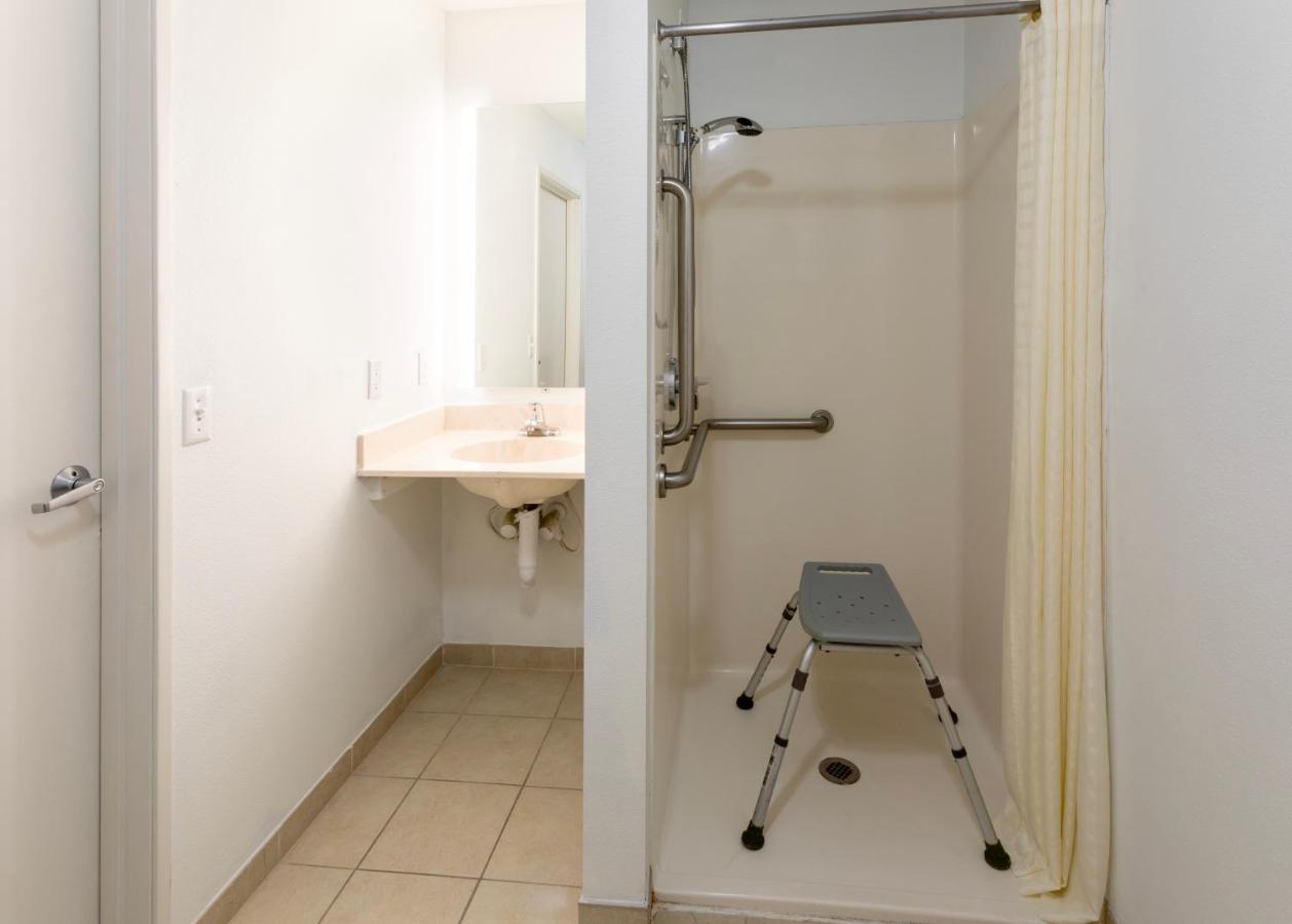 Grandstay Apple Valley Extérieur photo